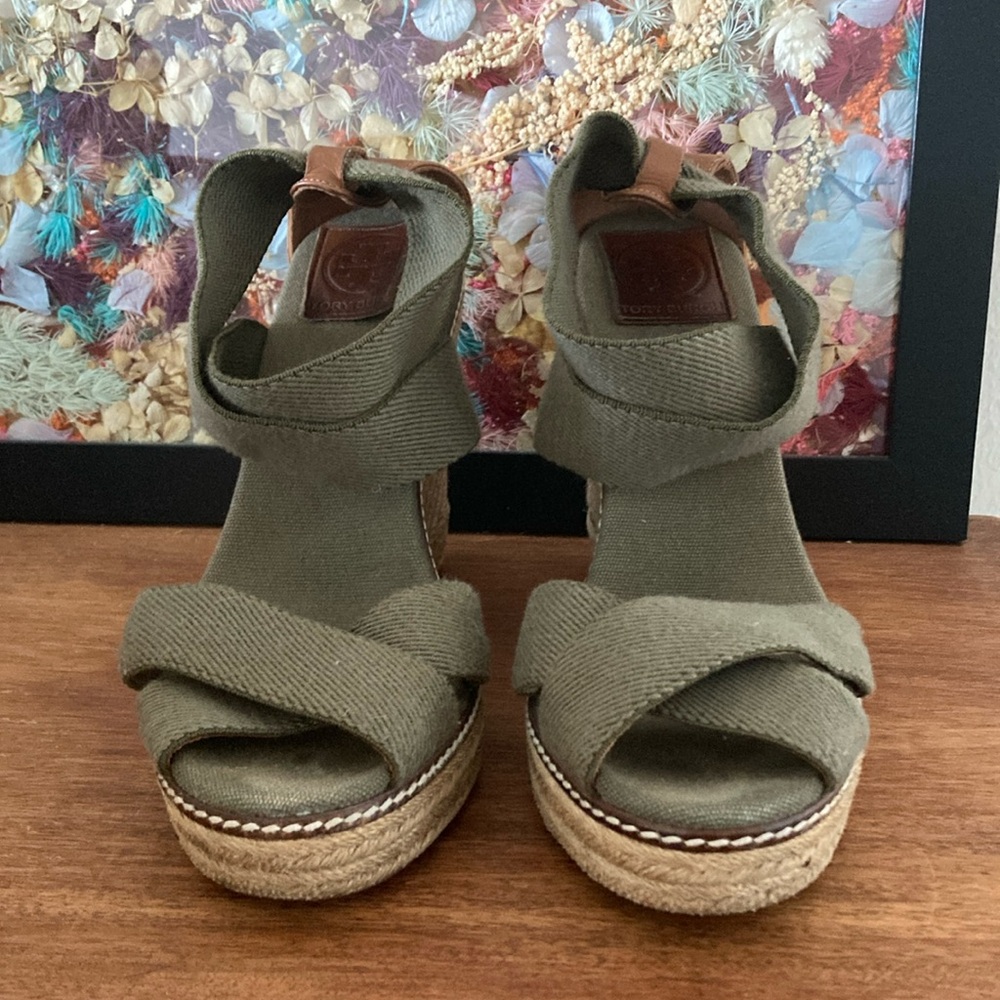 TORY BURCH HIGH WEDGE ESPADRILLE SANDALS IN KHAKI GREEN